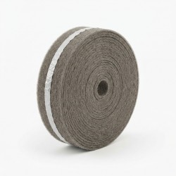PROVAI_Mt_TIRA_PERIMETRAL_Con_Adhesivo_y_Babero_6_x_150_mm_(Rollo_50_mt)_BANDAD.jpg